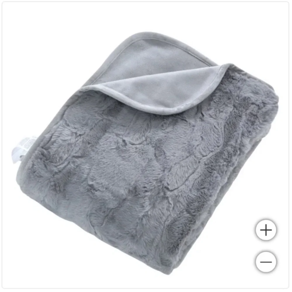NWT Brentwood Originals Oversized Waterproof Pet Blanket & Furniture Protector